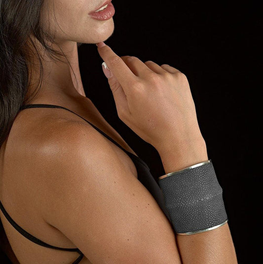 Sting Cuff 75 - Reva Jewellery