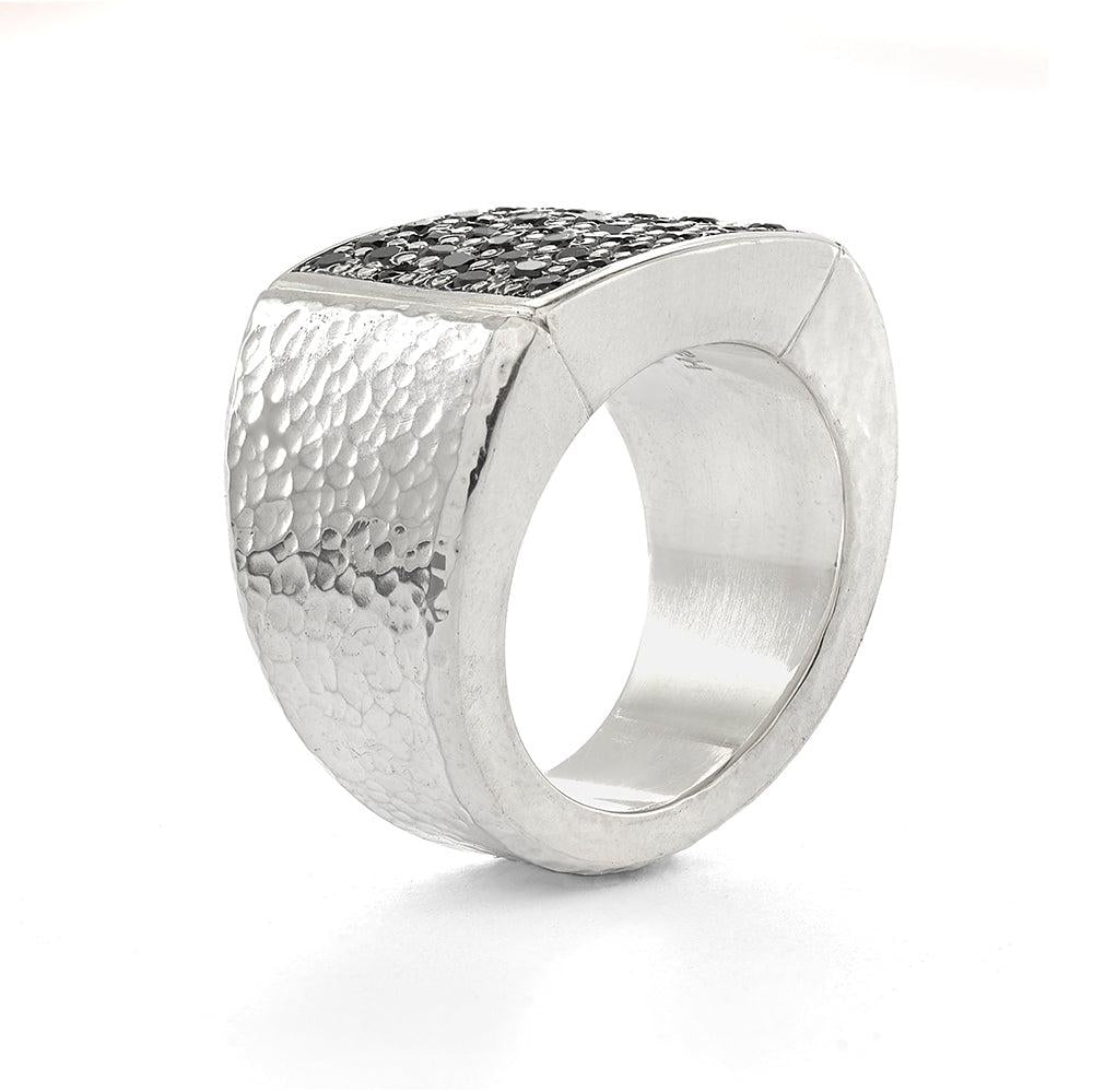 Amari Ring Black - Reva Jewellery