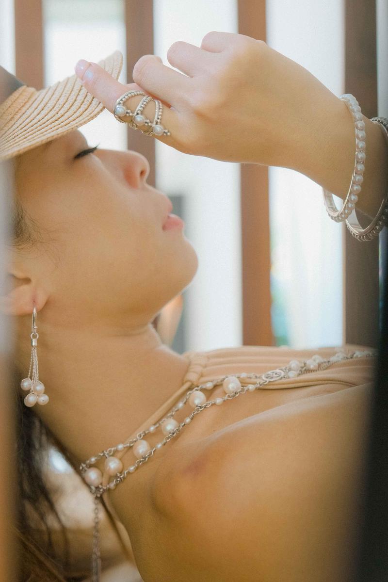 Layla Pearls Ring - Reva Jewellery