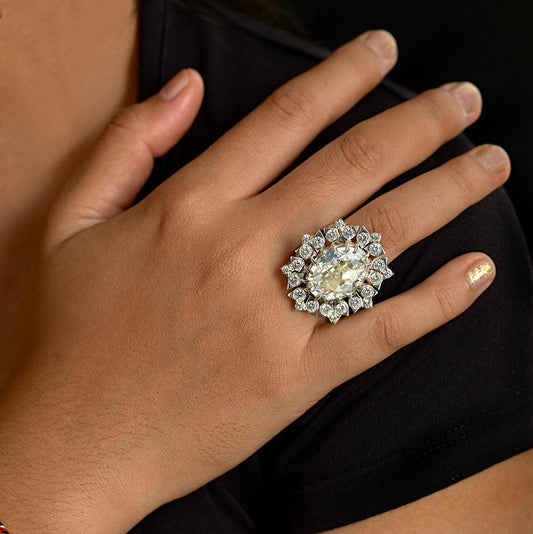 Aurora Star Ring - Reva Jewellery