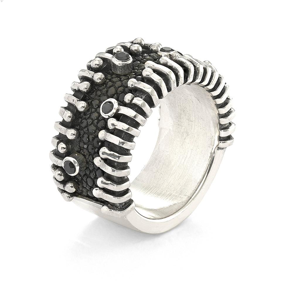Ring Neo Neo Ring | Silver & Galuchat Stingray Leather Ring | Reva – Reva Jewellery
