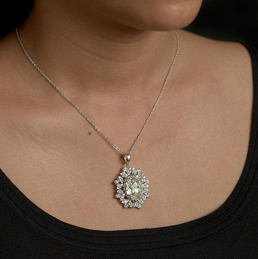 Aurora Star Necklace - Reva Jewellery